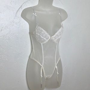 VGT Escante Sheer Nylon babydoll shapewear White bodysuit with gathers SZ S EUC